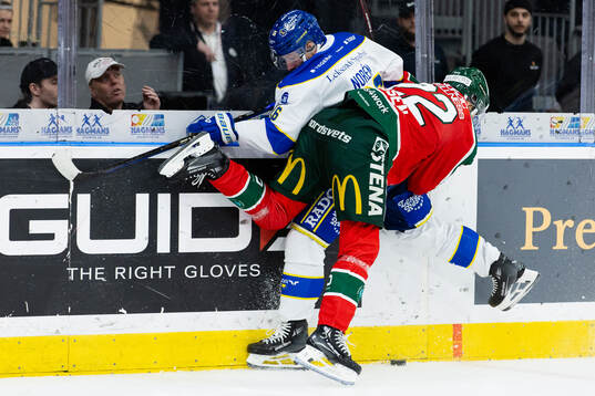 Leksands Patrik Norén och Frölundas Linus Nässen