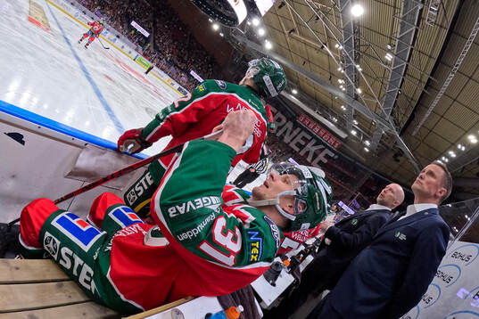 Frölundas Nicklas Lasu och tränare Roger Rönnberg