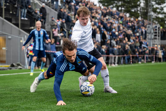 Djurgårdens Albin Ekdal och Örebros Victor Backman