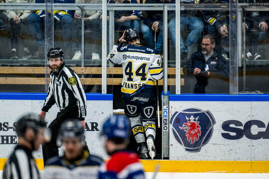 HV71s Hugo Fransson i utvisningsbåset