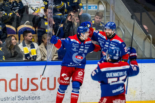 Oskarshamns Viktor Lodin jublar