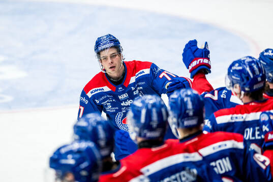 Oskarshamns Viktor Lodin jublar