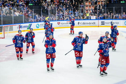 Oskarshamns spelare jublar
