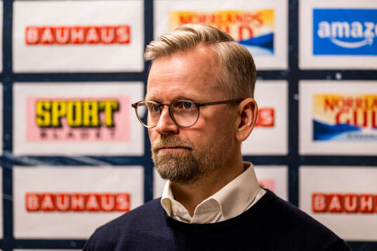 HV71s assisterande tränare Johan Davidsson