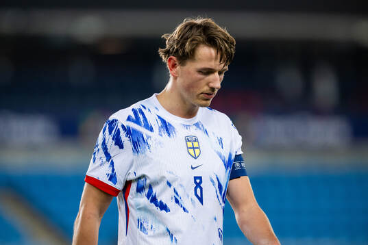 Sander Berge of Norway looks dejected