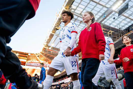 Oscar Bobb of Norway enters the pitch