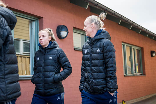 FC Rosengårds Jessica Wik och Caroline Seger