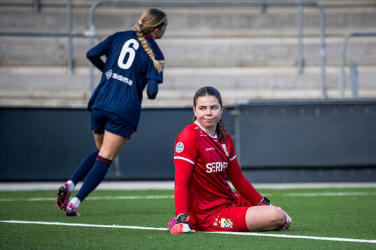 IFK Göteborgs Lisa Hall deppar