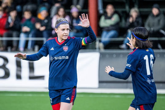 FC Rosengårds Olivia Schough och Mai Kadowaki