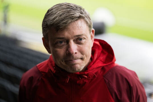 Head coach Jon Dahl Tomasson of Sweden of the Swedish men's