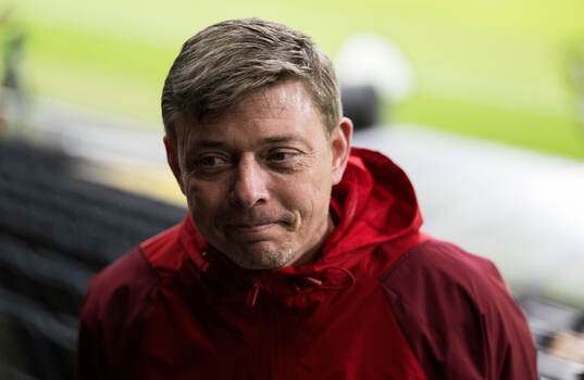 Head coach Jon Dahl Tomasson of Sweden of the Swedish men's