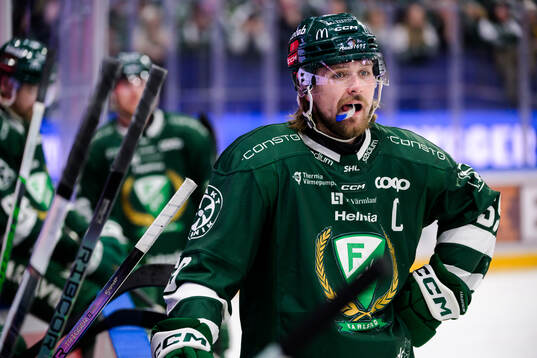 Färjestads Linus Johansson deppar