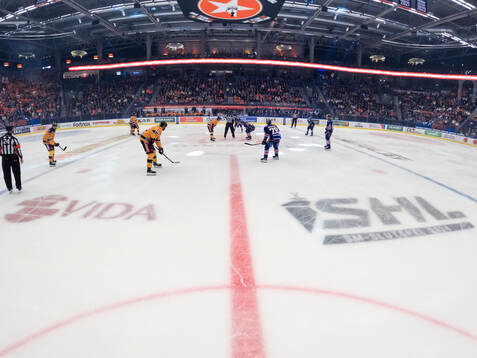 Interiör vy från vida arena