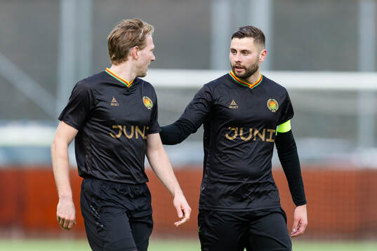 Bläddra bland fler bilder av Fotboll, Träningsmatch, GAIS - Varberg