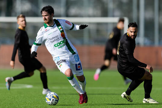 Varbergs Robin Tranberg och GAIS Mervan Celik