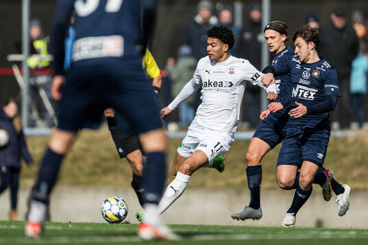 Bläddra bland fler bilder av Fotboll, Träningsmatch, Helsingborg - Örgryte
