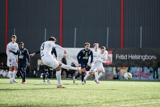 Helsingborgs Amar Muhsin gör 2-0 på straff