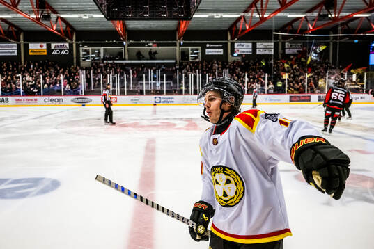Brynäs Tyler Kelleher jublar