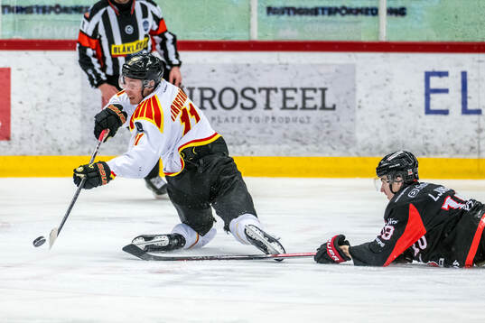Brynäs Oliver Tärnström och Nybros Daniel Ljungman
