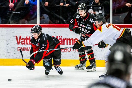 Nybros Niklas Nilsson och Brynäs Oliver Tärnström