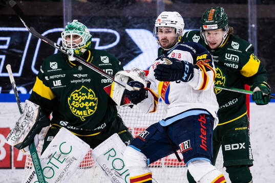 Björklövens målvakt Niklas Svedberg och Kim Johansson