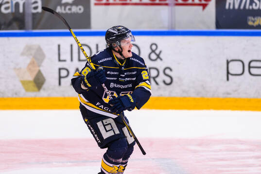 HV71s  Tommi Tikka jublar