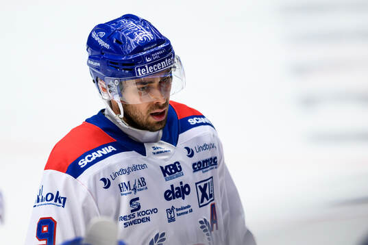 Oskarshamns Ahti Oksanen deppar