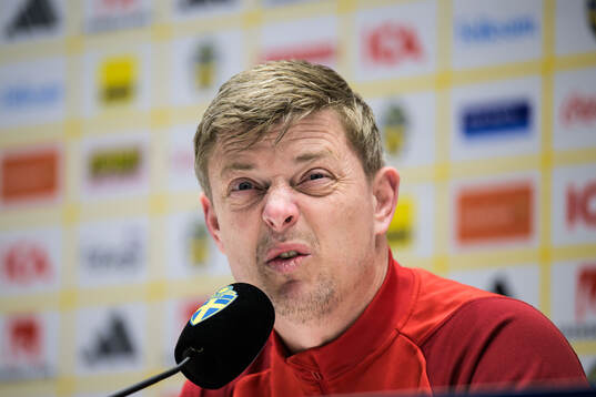 Head coach Jon Dahl Tomasson of the Swedish men's national