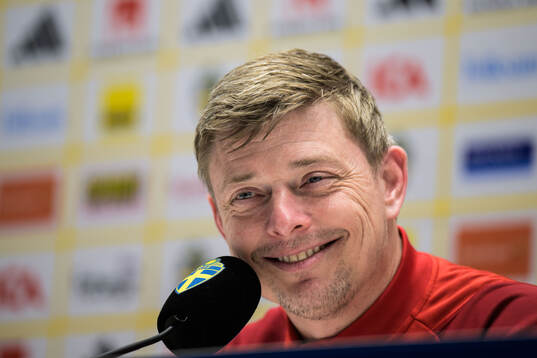 Head coach Jon Dahl Tomasson of the Swedish men's national