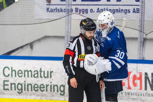 Karlskogas målvakt Victor Brattström