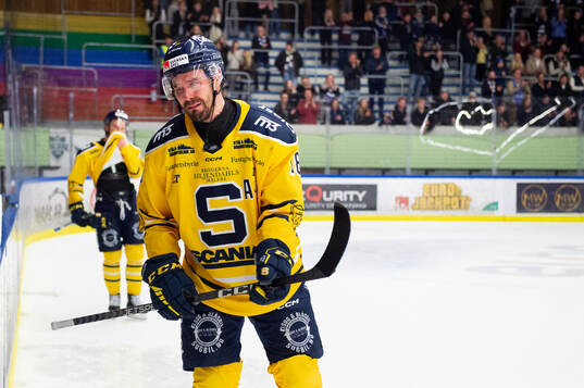 Södertäljes Linus Videll deppar