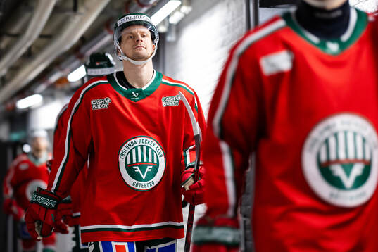 Frölundas Nicklas Lasu innan kvartsfinal två i SHL mellan