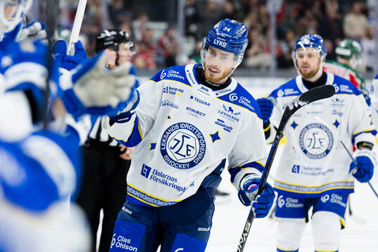 Leksands Peter Cehlarik jublar