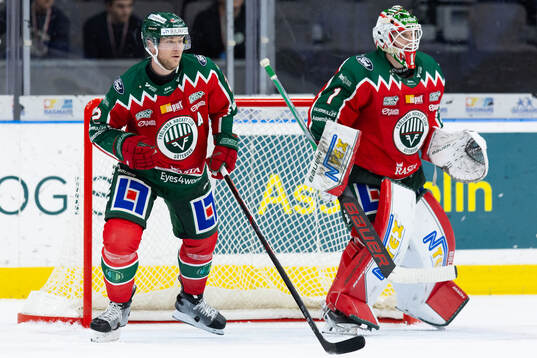 Frölundas Christian Folin och målvakt Lars Johansson