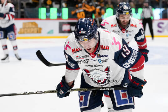 Linköpings Patrick Russell deppar