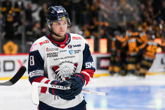 Linköpings Jonathan Myrenberg deppar