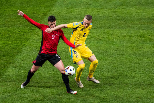 Jasir Asani of Albania and Ludwig Augustinsson of Sweden