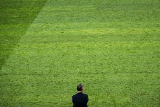 Head coach Jon Dahl Tomasson of Sweden