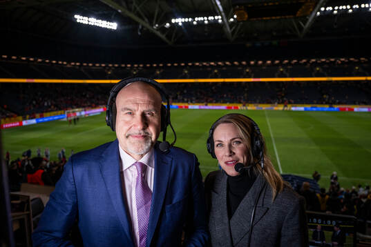 Niklas Holmgren and Johanna Frisk commentators of Swedish