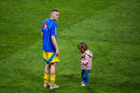 Ludwig Augustinsson of Sweden and his daughter