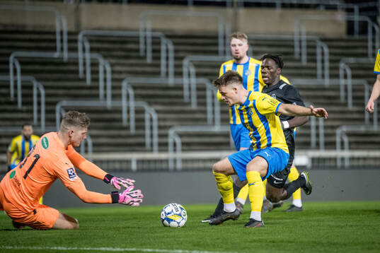 Eskilsminne IFs målvakt Philip Mårtensson och Kevin