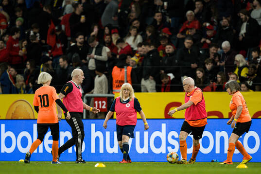 Walking Football in half time