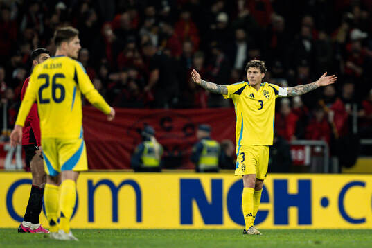 Victor Nilsson Lindelöf of Sweden reacts