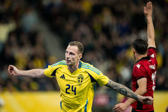 Gustaf Nilsson of Sweden celebrates the 1-0 goal