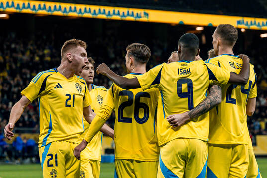 Dejan Kulusevski, Simon Olsson, , Alexander Isak and Gustaf