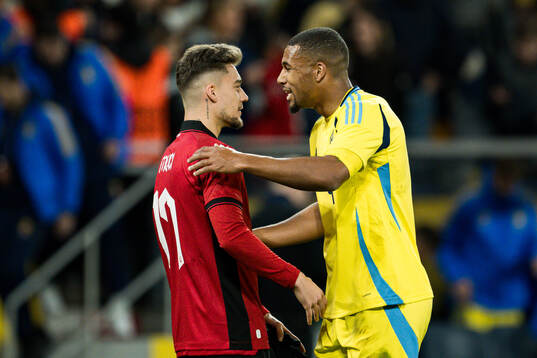 Ernest Muci of Albania and Isak Hien of Sweden