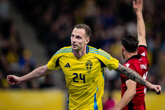 Gustaf Nilsson of Sweden celebrates the 1-0 goal