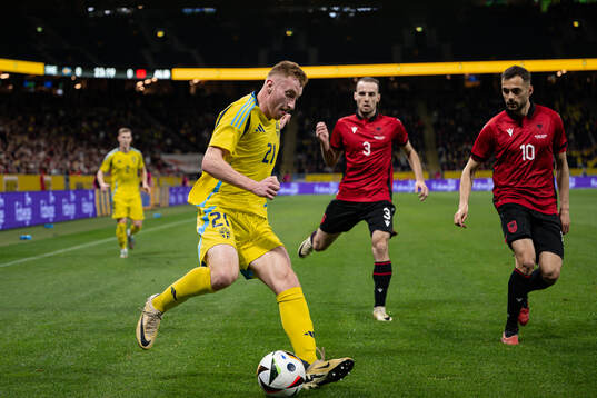 Dejan Kulusevski of Sweden