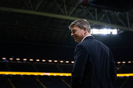 Head coach Jon Dahl Tomasson of Sweden