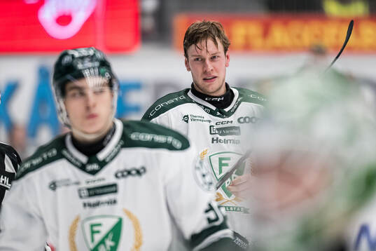 Färjestads Victor Ejdsell